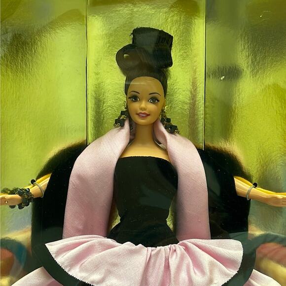 Mattel 1996 Escada Barbie Limited Edition Doll #15948 Designer Series - Picture 6 of 8